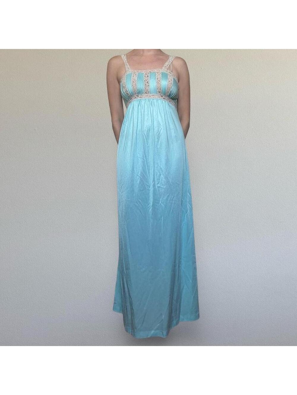 Vintage Komar milkmaid nightgown Sz. XS/S